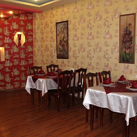 Pekin Hotel Temirtau Exteriér fotografie